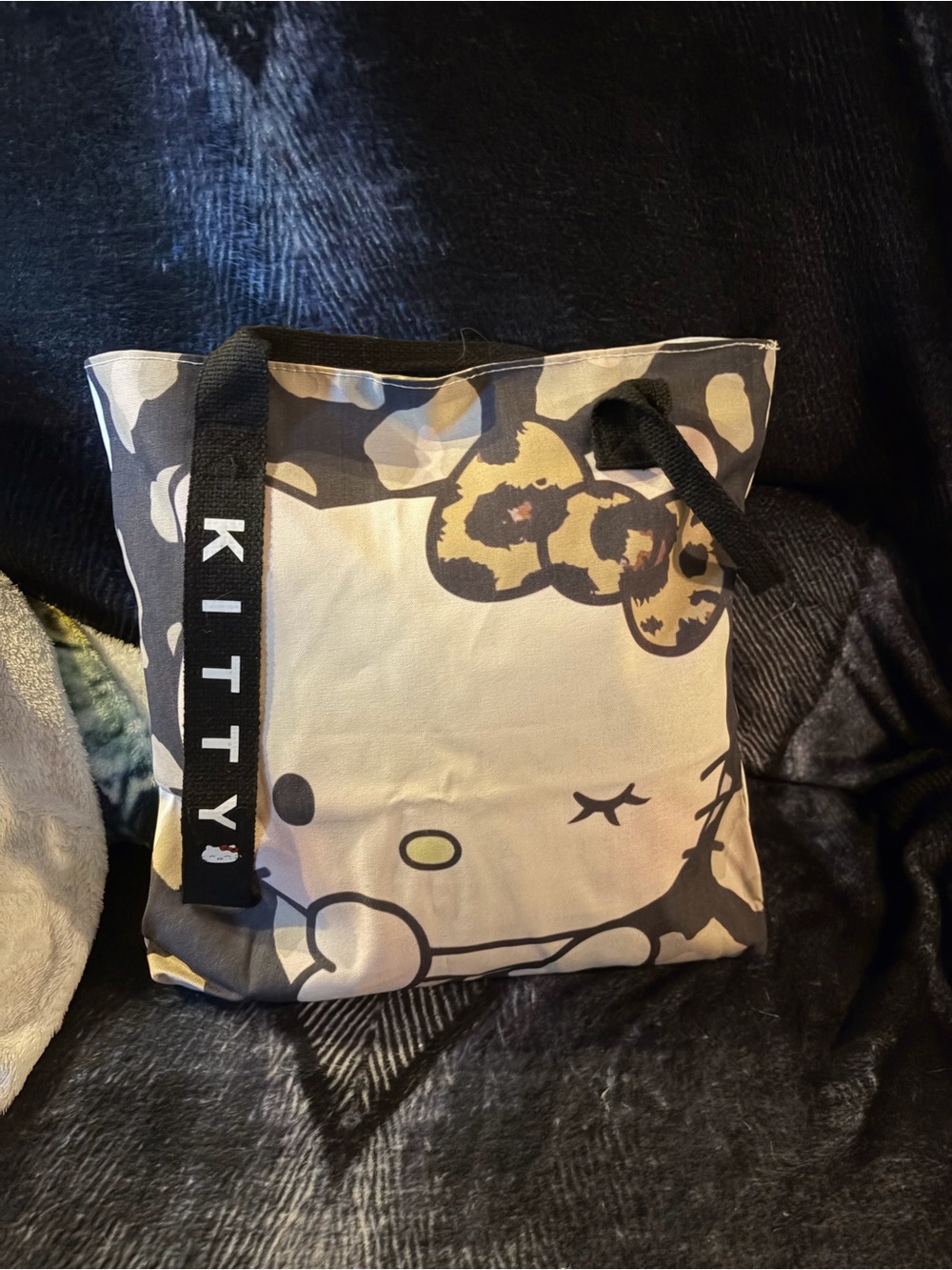 Hello Kitty Beige and Black Tote Bag with Leopard Bow Accent - Picture 2 of 7